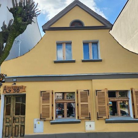 Apartament Rynek 30 Osieczna Luaran gambar