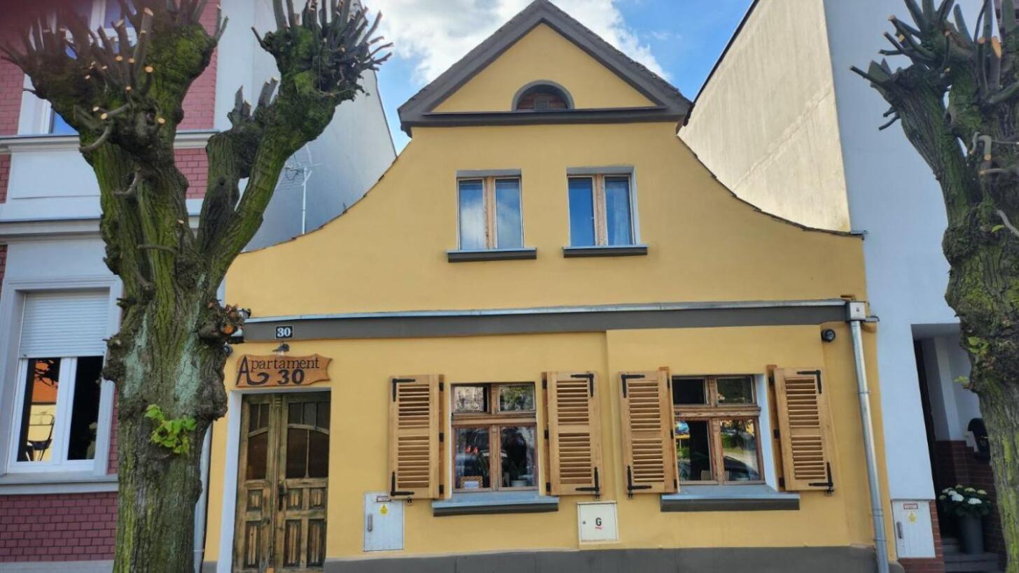 Apartament Rynek 30 Osieczna Luaran gambar