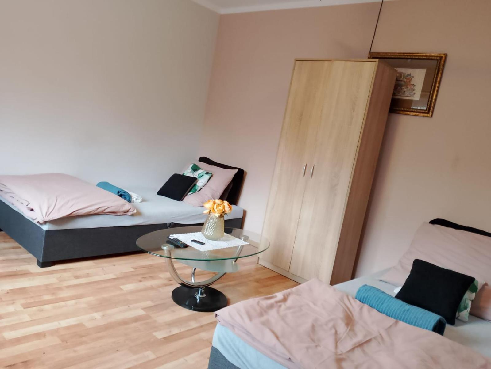 Apartament Rynek 30 Osieczna Luaran gambar
